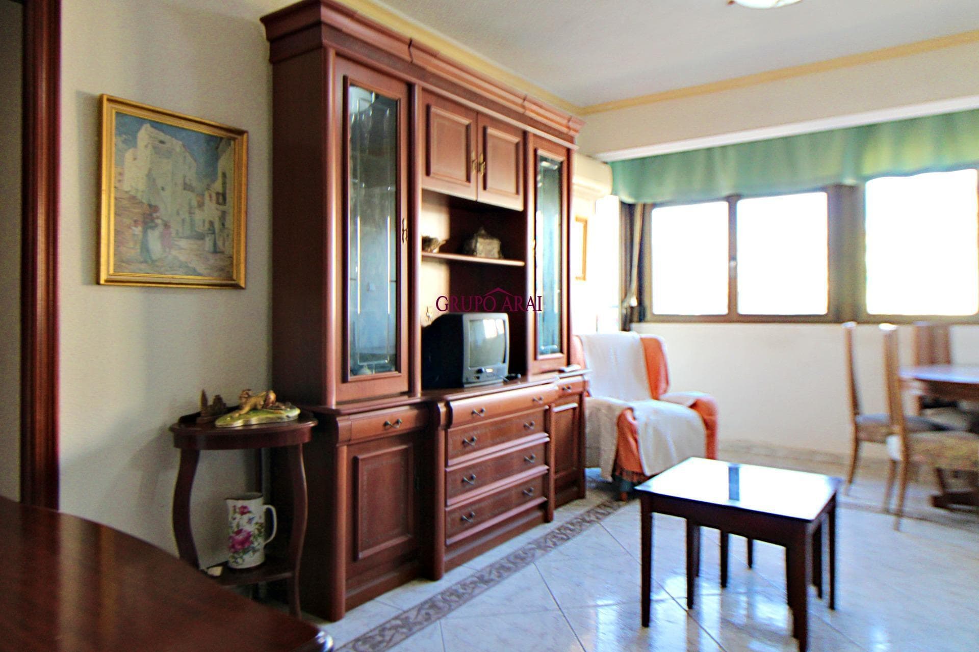 A LA VENTA PISO DE 3 DORMITORIOS Y 1 BAÑO EN EL PLA