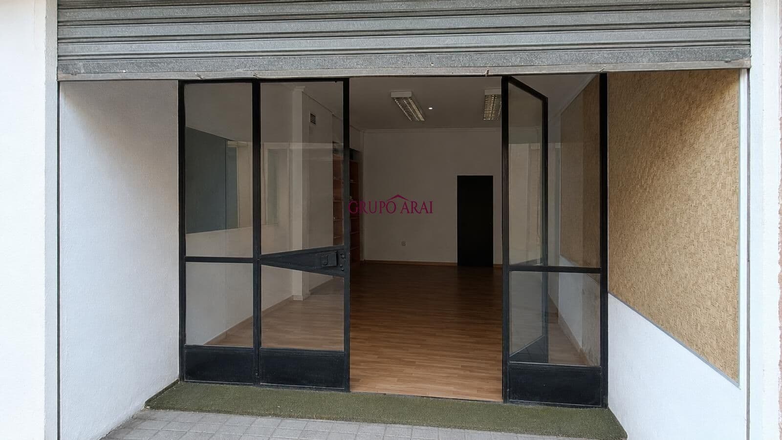 LOCAL CON POSIBILIDAD DE TRANSFORMACIÓN A VIVIENDA EN EL CENTRO DE ALICANTE – 83 m²