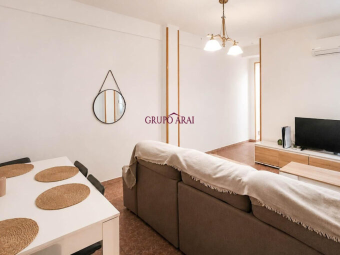 Se vende piso en calle Valencia